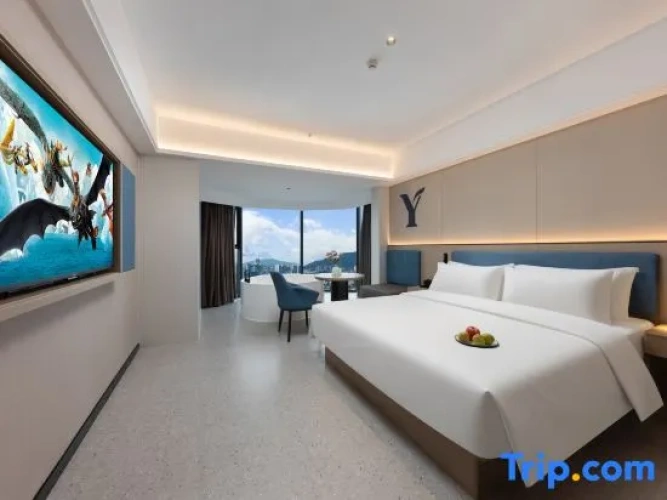 Standard Double room with view