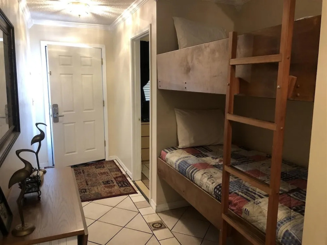 9 A, One Bedroom Condo