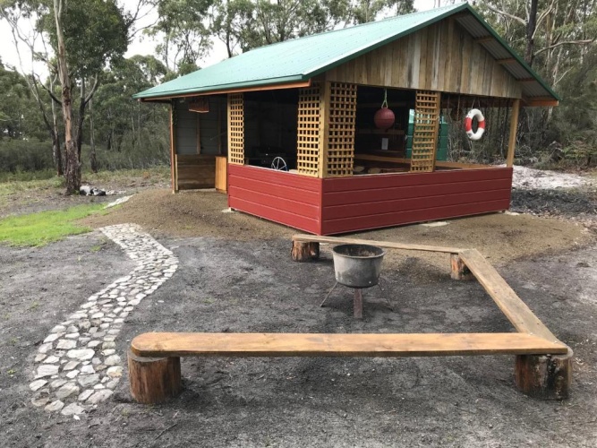 2 Bedrooms Cottage
