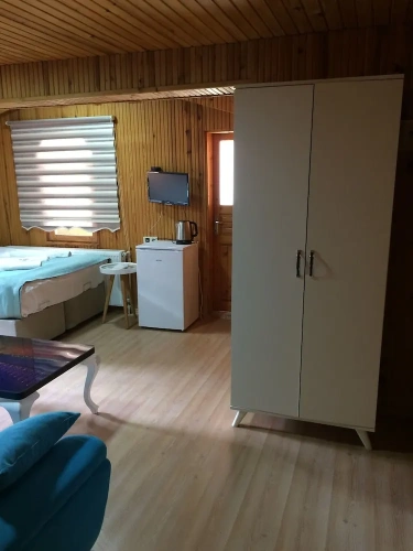 1 Bedroom Standard Quadruple room with balcony and with mountain view