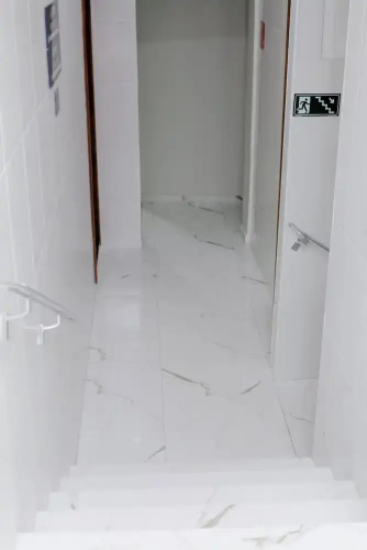 Hotel New House