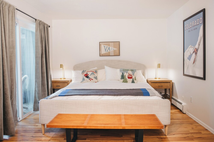 Chillside Chalet: Modern West Vail Townhouse!