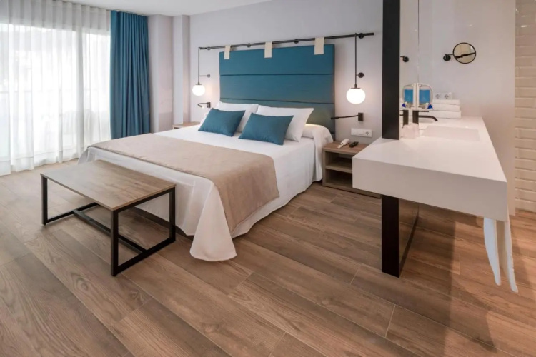Mar Blau Hotel