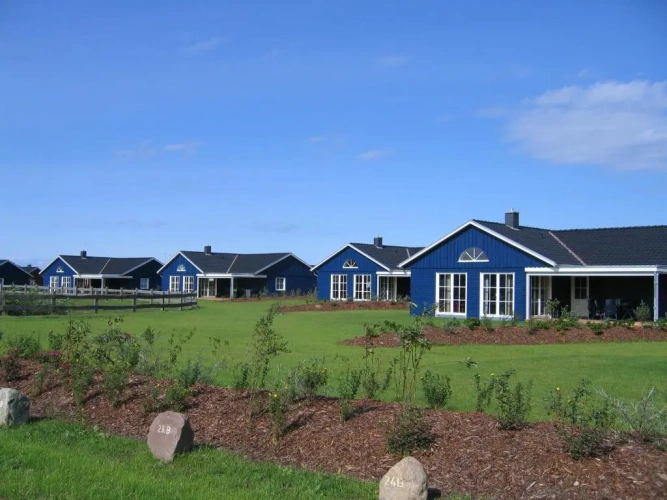 3 Bedrooms Cottage