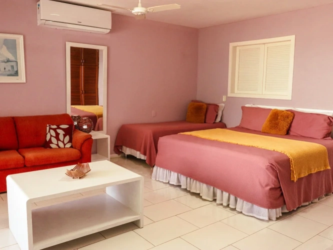 Deluxe Studio