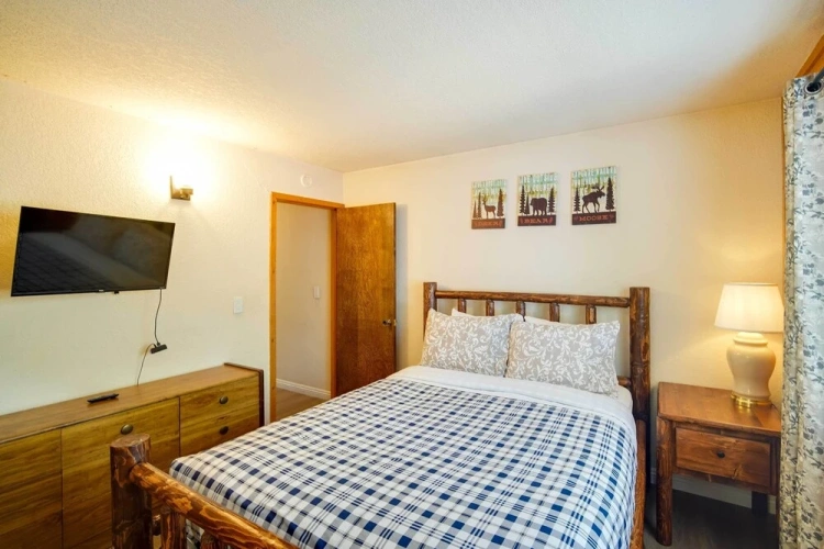 2 Bedrooms Cottage