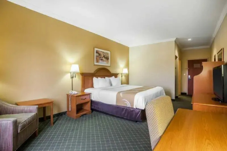 Quality Inn
