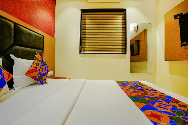 Fabhotel Hindustan Residency