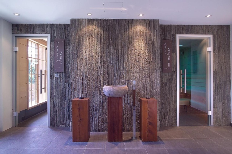 HUUS Hotel Gstaad photo 11