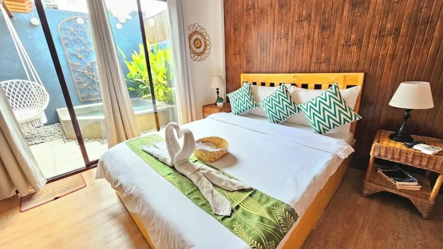 Superior Double room with pool view