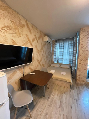 Colonel apartment 846