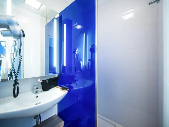 Standard Double Suite