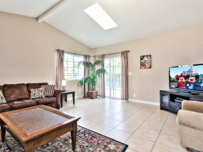 Atlantis - 4 Br Home