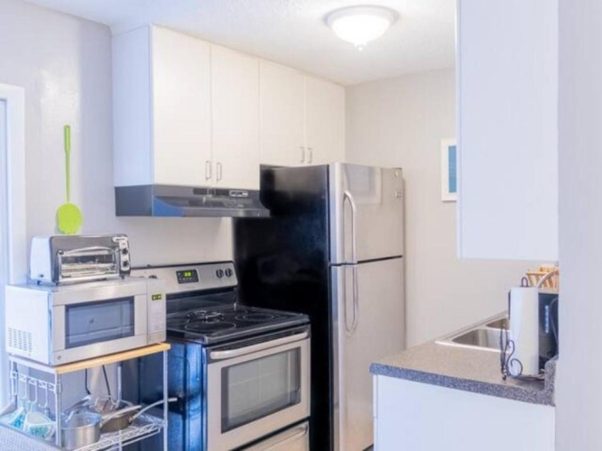 2 Bedrooms Basement Apartment