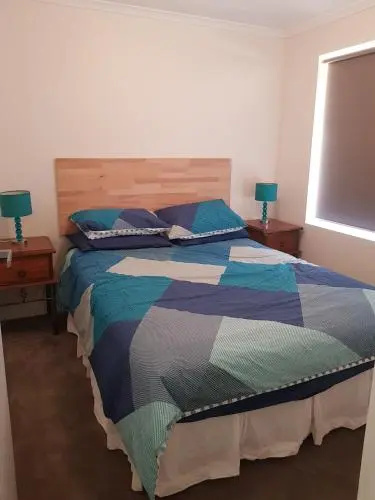 Towncrackers Guest house