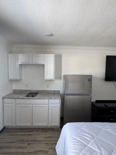 Standard Double Suite