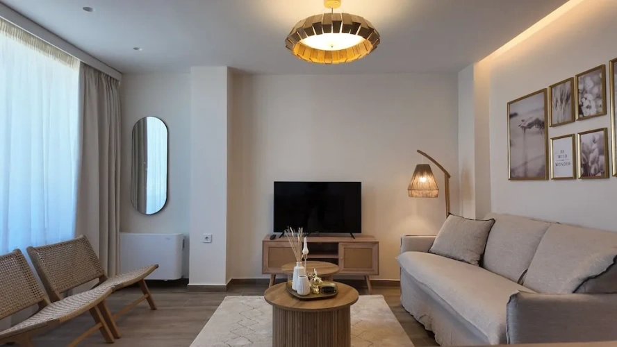 Deluxe Penthouse room with city view