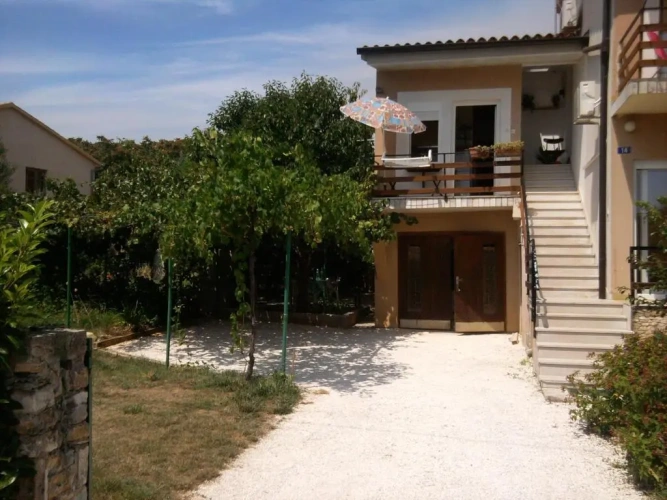 Studio with balcony and with view