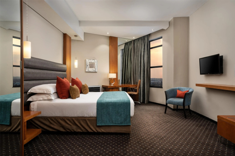 Premier Hotel OR Tambo