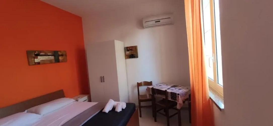 Studio with balcony and with view
