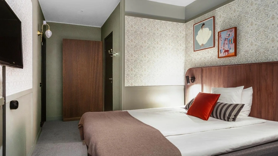 Guest rooms