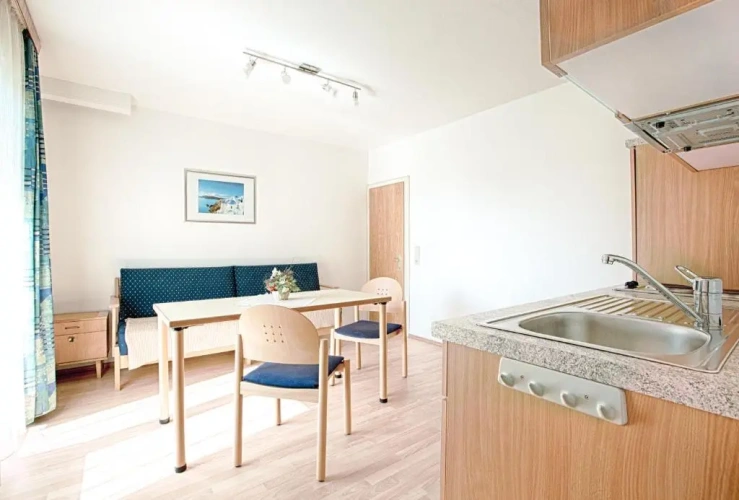 2 Bedrooms Apartment
