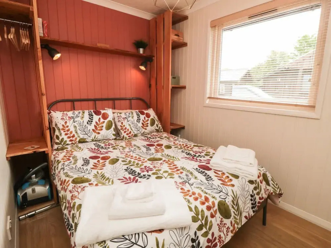 3 Valley View Lodges