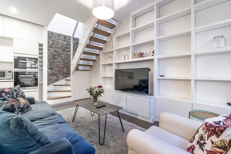 Stanhope Mews Style - 4sms