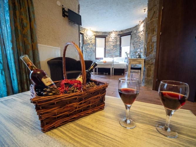 Deluxe Suite