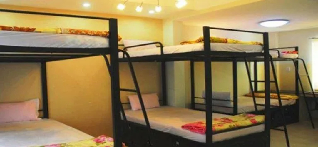 Backpacker's House