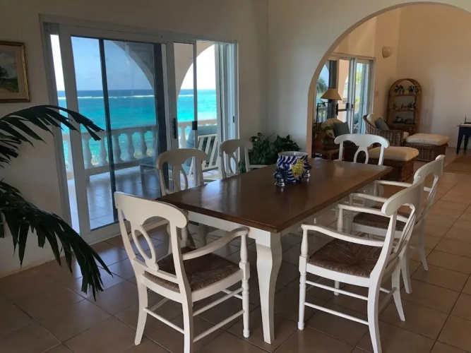Patricks Bay Villa