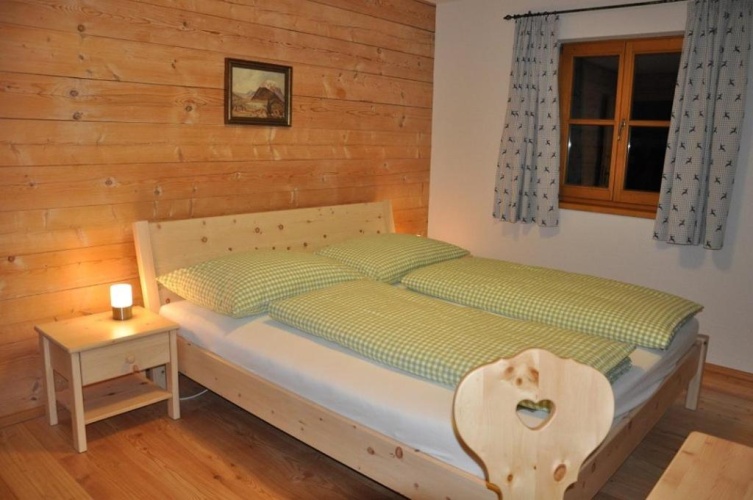 4 Bedrooms Chalet
