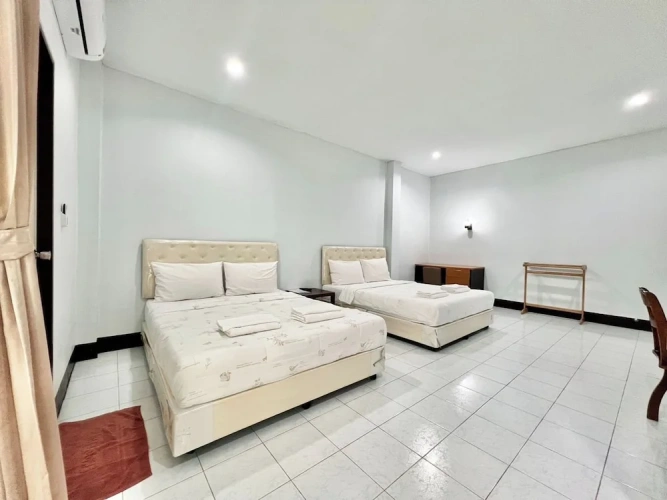 Standard Quadruple room with balcony