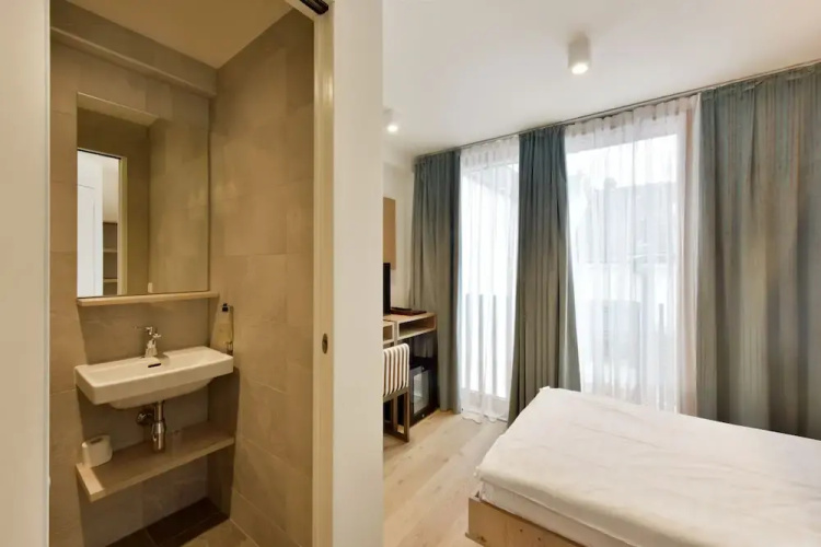 Hotel Rousseau Plus