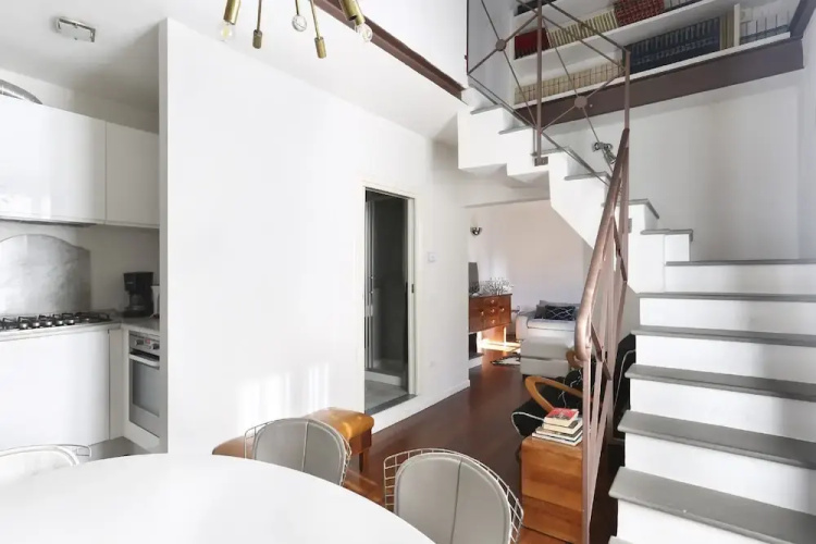 Elegant Duomo apartment