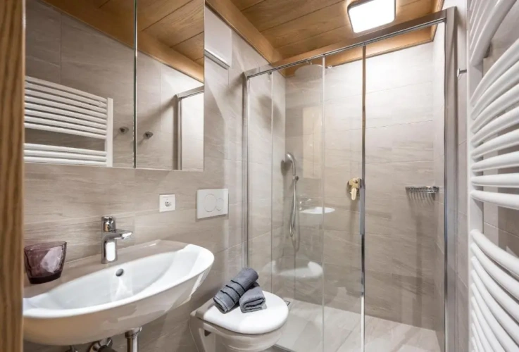 3 Bedrooms Double Apartment