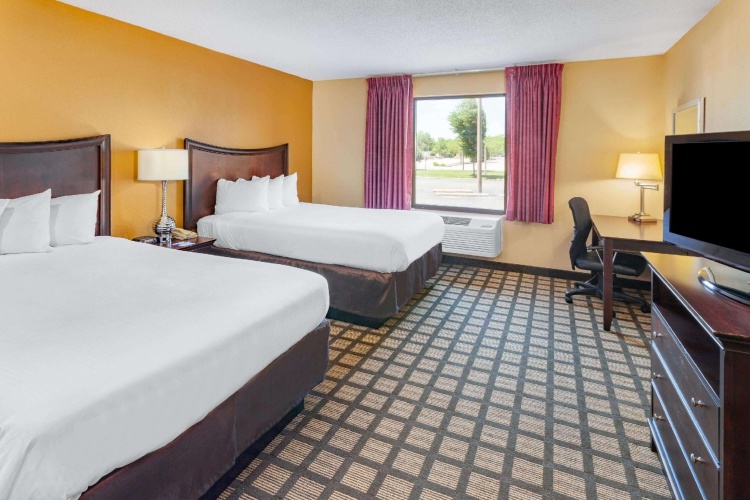 Quadruple Suite