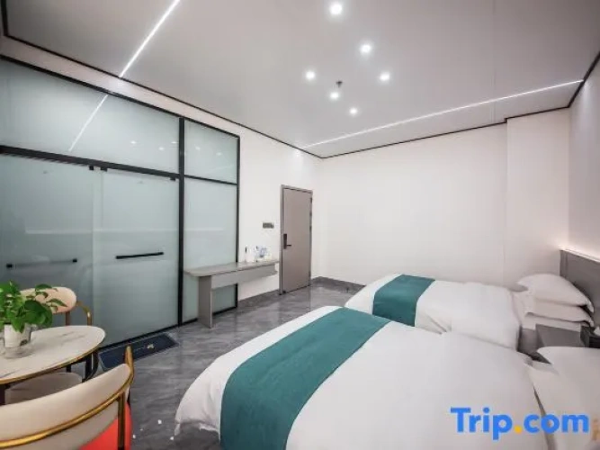 3 Bedrooms Standard room