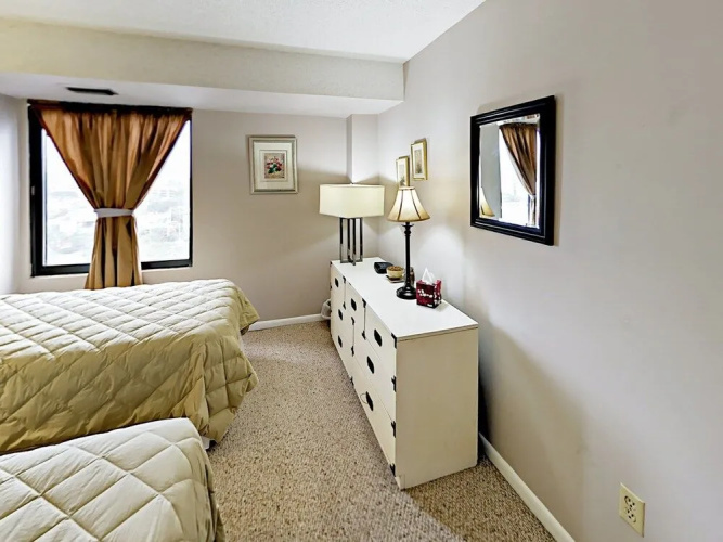 20th Avenue North #1004 - 2 Br Condo