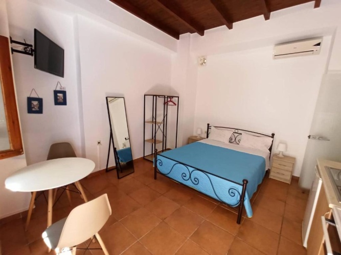 Economy Double Basement room with view
