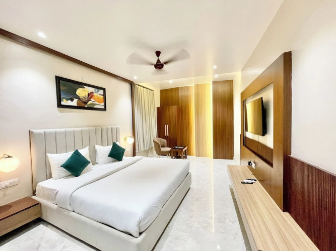 Sea View Hotel- Puri near Temple & Beach