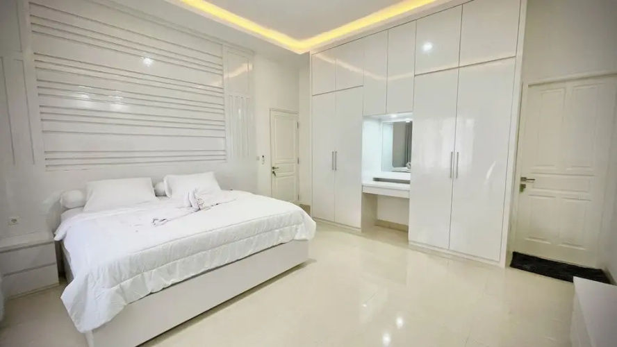 RRR Luxury Villas