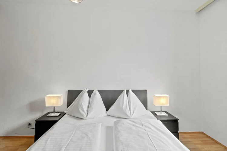 2 Bedrooms Family Apartment with garden view