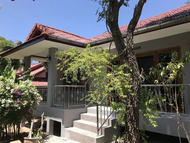 Suksom Resort