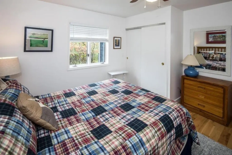 3 Bedrooms Cottage