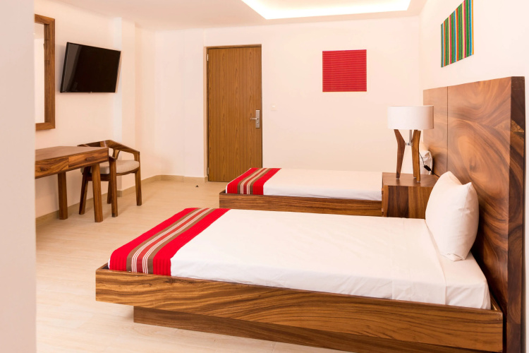 Nomads Party Hostel