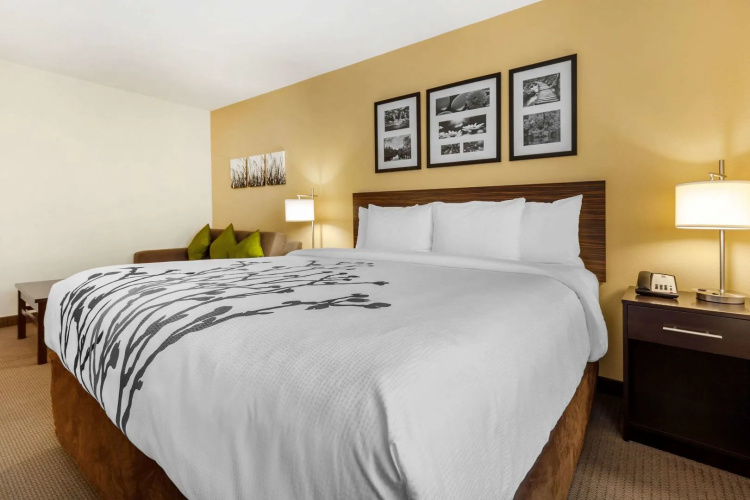 Sleep Inn & Suites Devils Lake