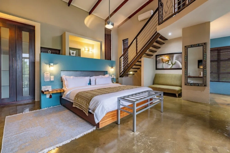Executive Family room with balcony