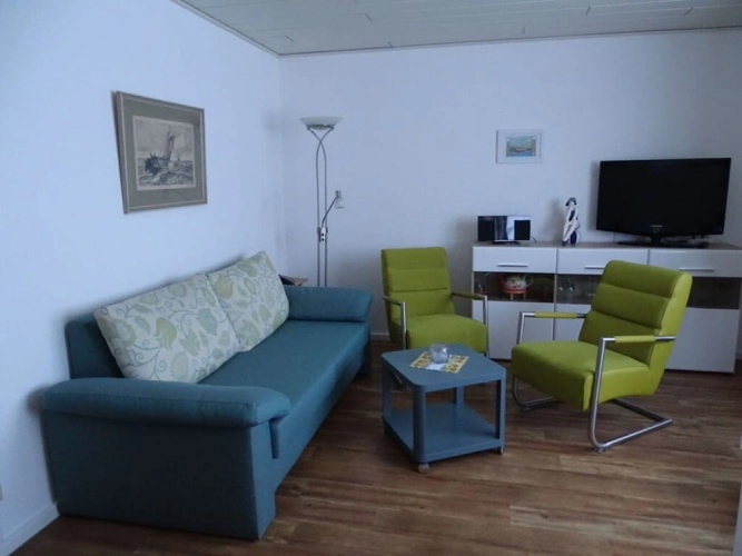 Appealing Apartment Near Town Center