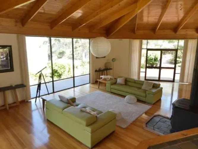Osprey Lodge Beachfront Bed & Breakfast